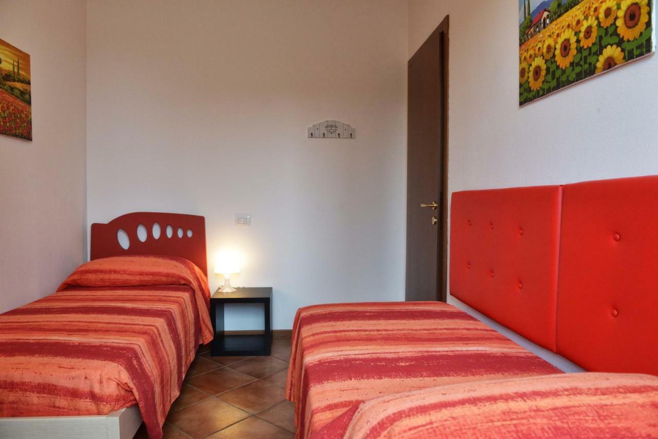 Casa Vacanze Serraglie Raffa エクステリア 写真