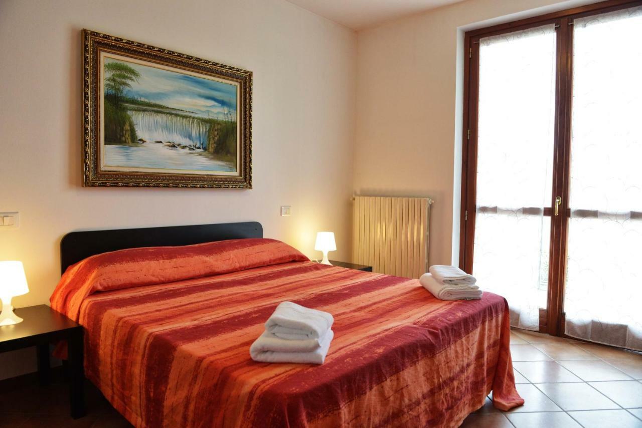 Casa Vacanze Serraglie Raffa エクステリア 写真